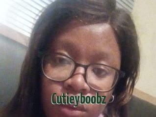 Cutieyboobz