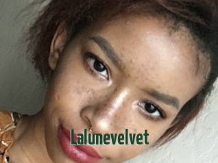 Lalunevelvet