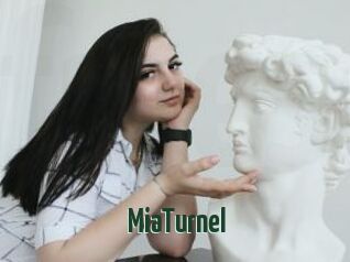 MiaTurnel