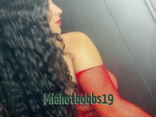 Miahotbobbs19