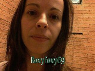 RoxyFoxy_69