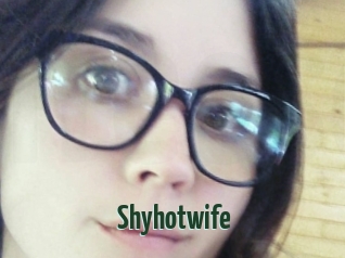 Shyhotwife