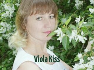 Viola_Kiss_